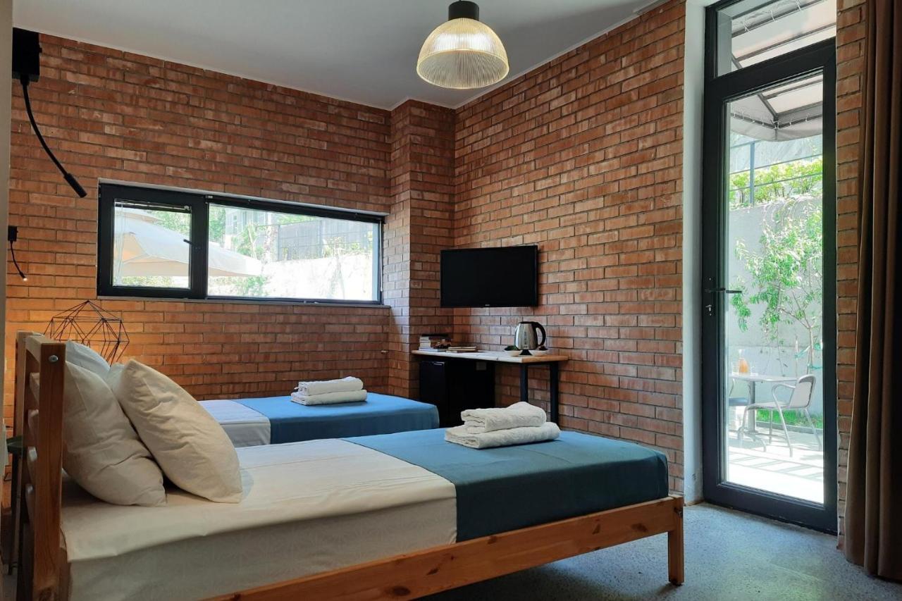 Bauhaus Batumi Luaran gambar